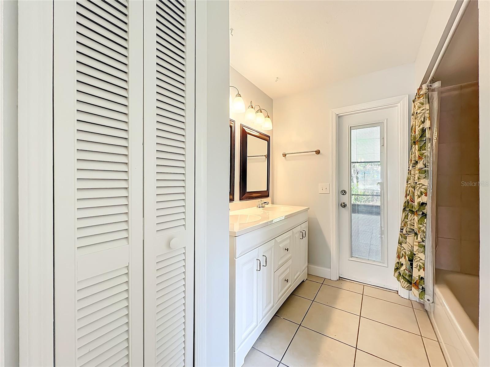 Image 47 of 74 For 5515 Moat Drive