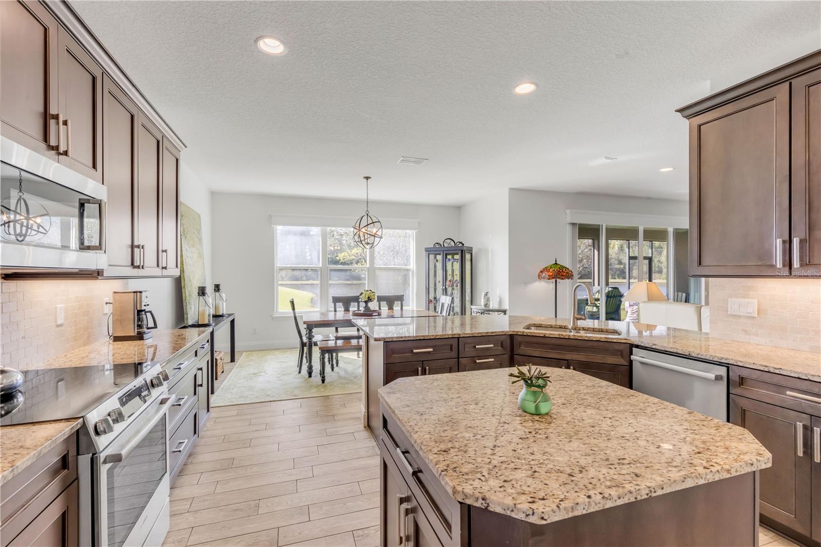 Image 14 of 84 For 3304 Modena Way