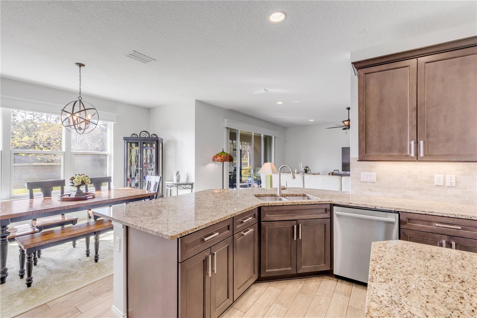 Image 19 of 84 For 3304 Modena Way