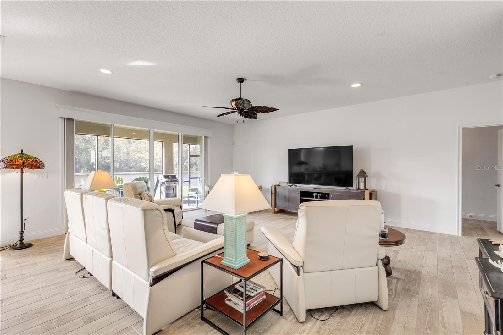 Image 7 of 84 For 3304 Modena Way