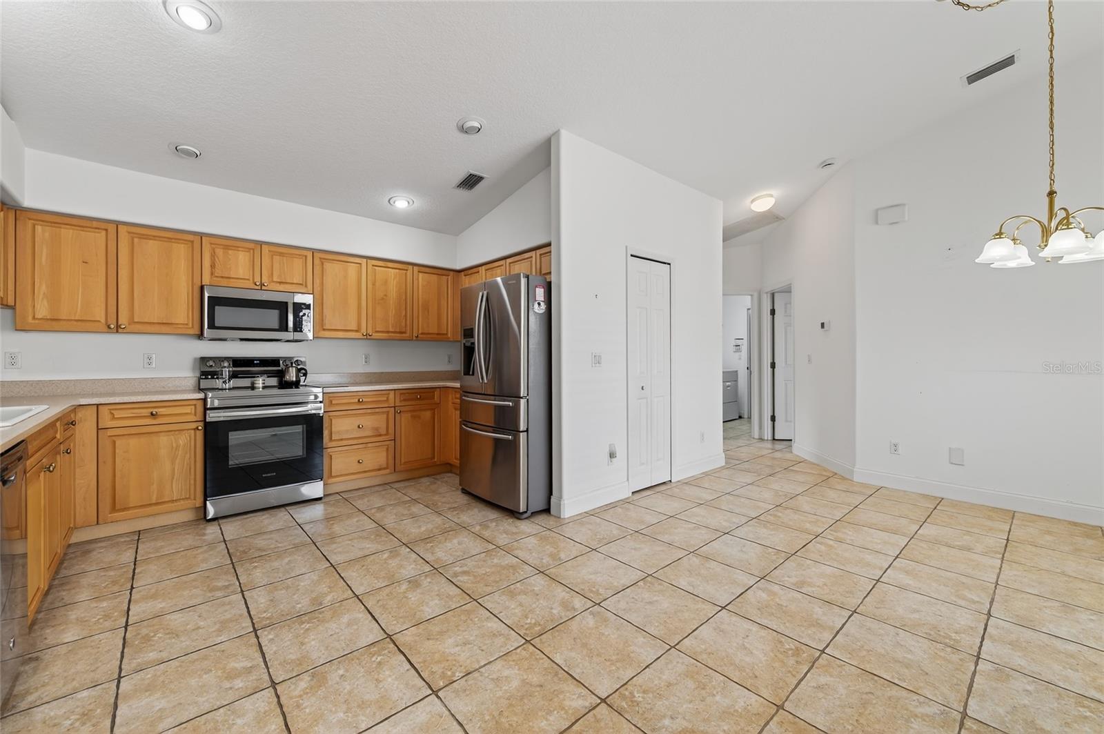 Image 13 of 30 For 5415 Swordfern Court