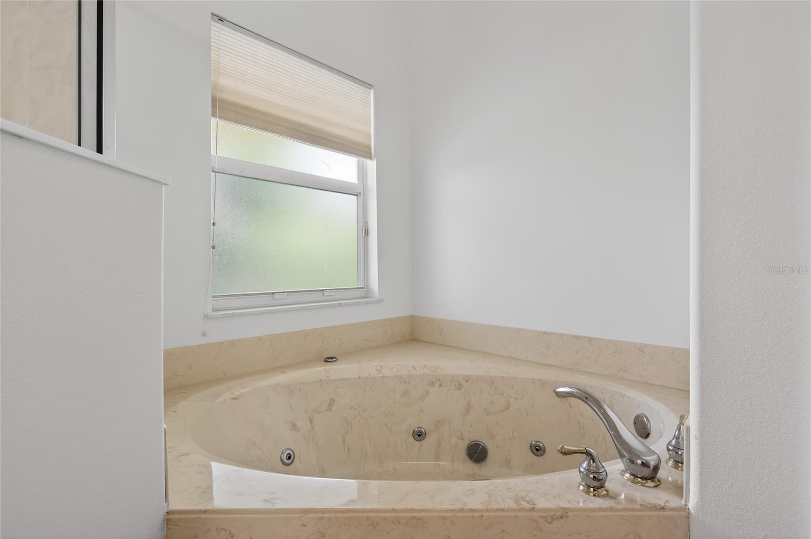 Image 22 of 30 For 5415 Swordfern Court