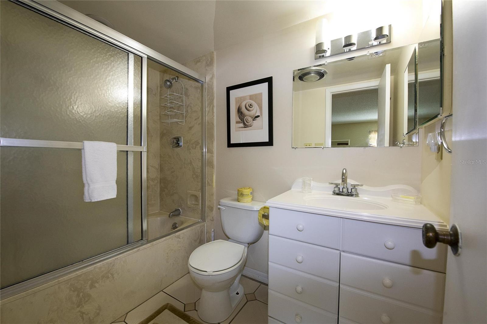 Image 12 of 14 For 1571 Atlantic Avenue 203