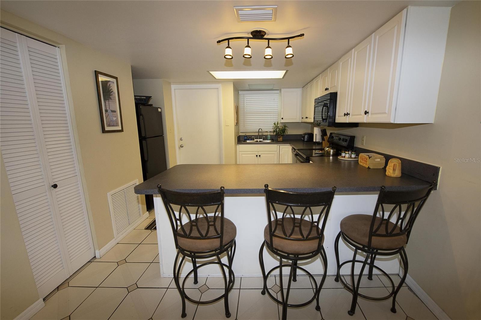 Image 13 of 14 For 1571 Atlantic Avenue 203