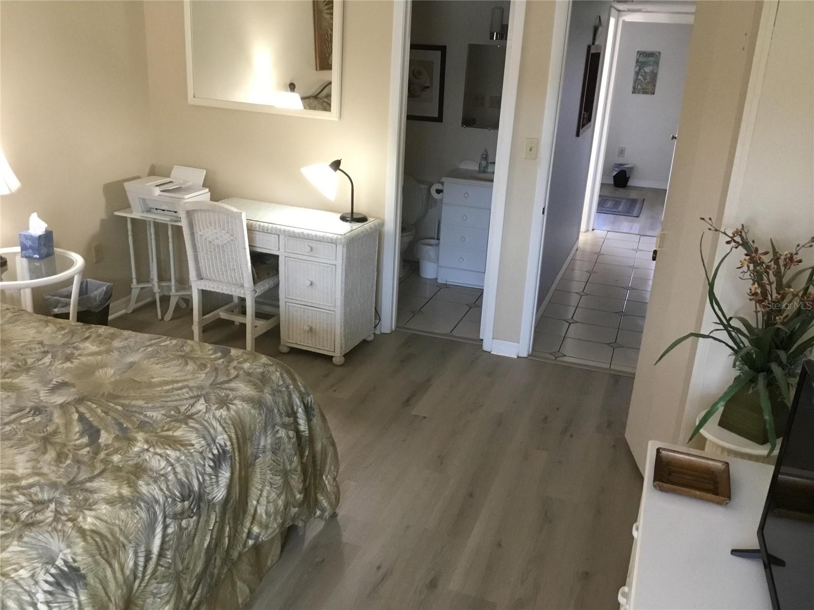 Image 6 of 14 For 1571 Atlantic Avenue 203