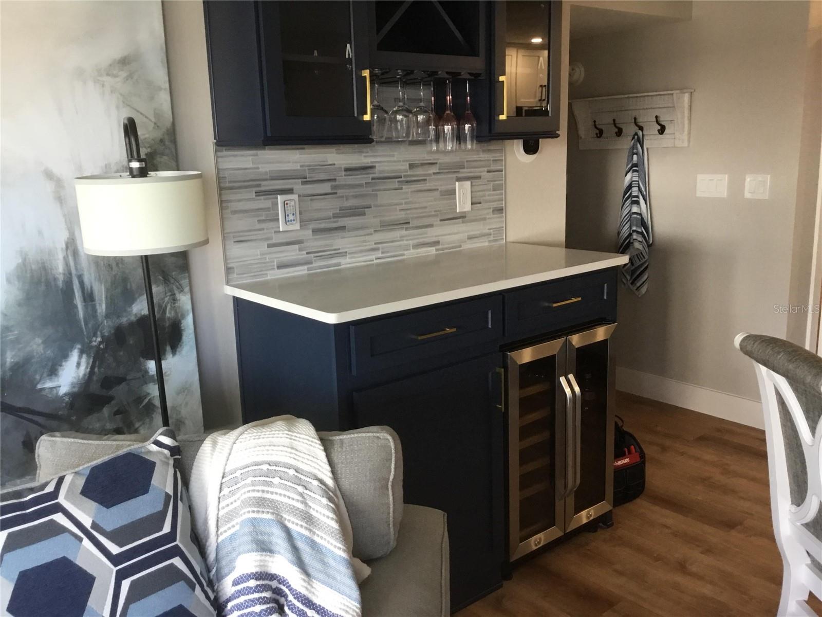 Image 4 of 11 For 1571 Atlantic Avenue 204