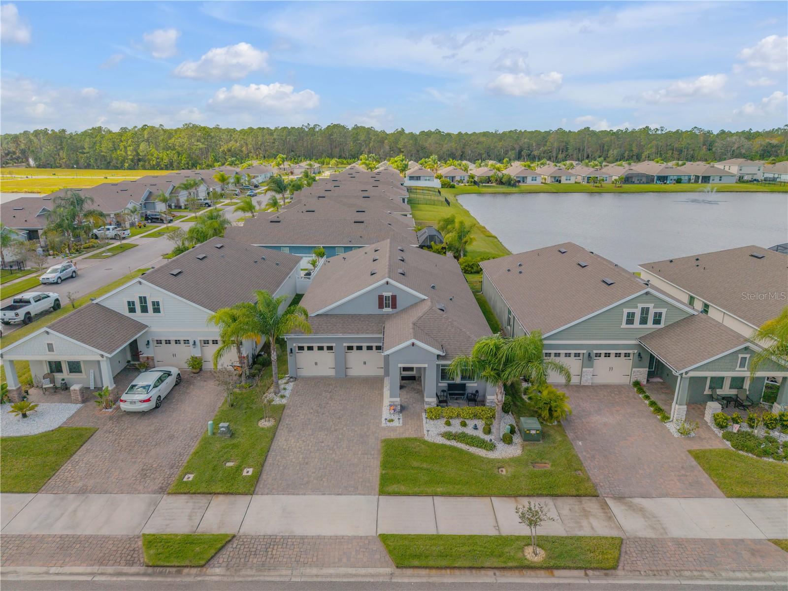 Image 11 of 91 For 206 Venetian Palms Boulevard