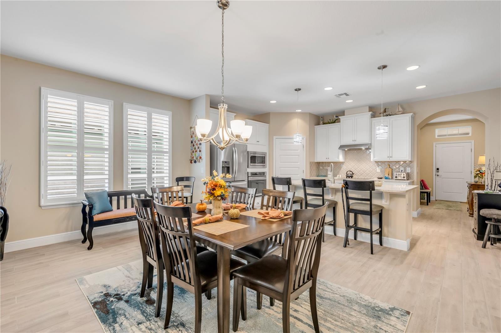 Image 31 of 91 For 206 Venetian Palms Boulevard