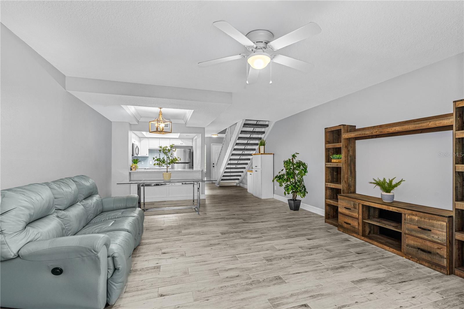 Image 13 of 39 For 3960 Oak Trail Run 1904