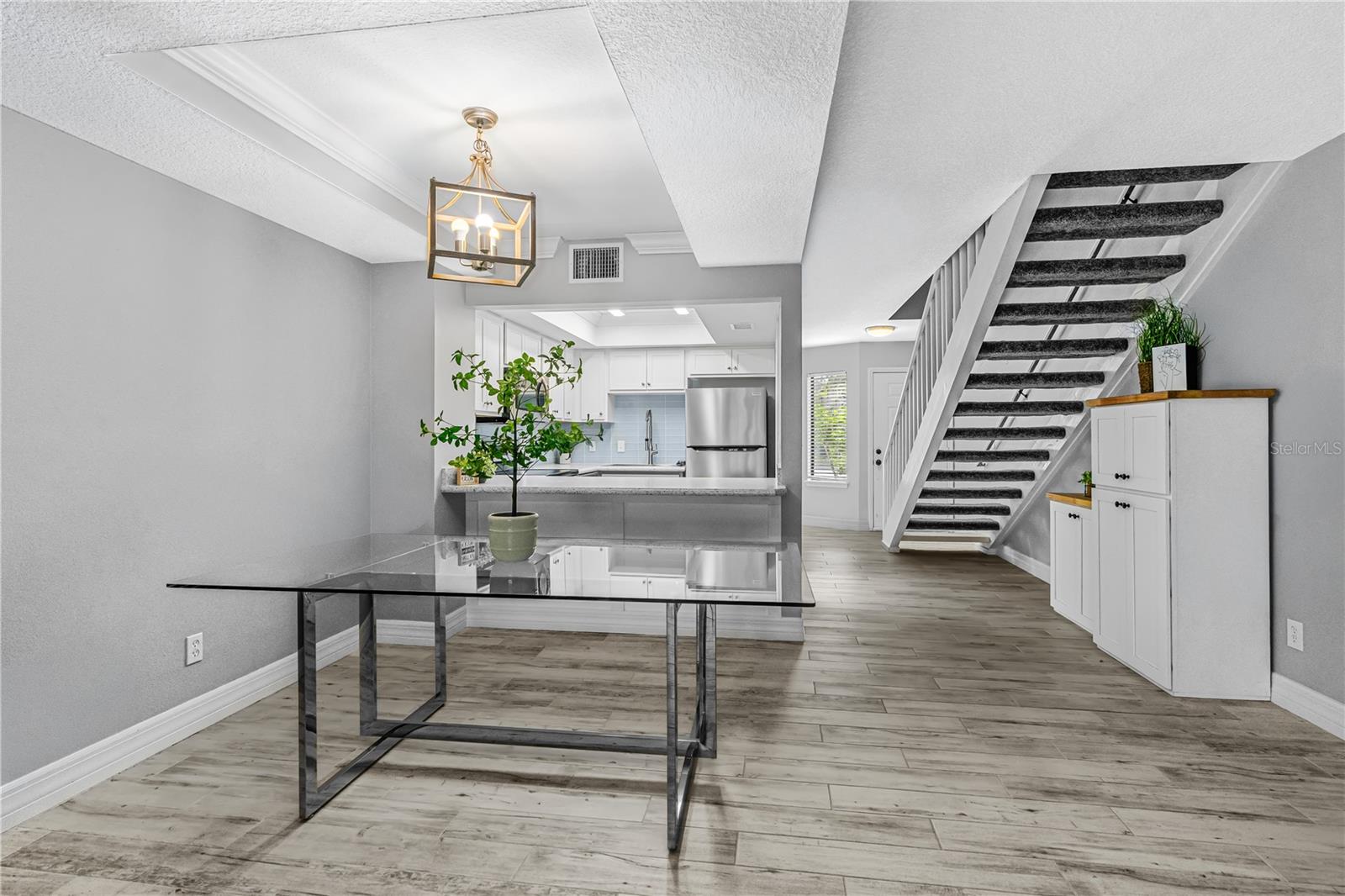 Image 14 of 39 For 3960 Oak Trail Run 1904