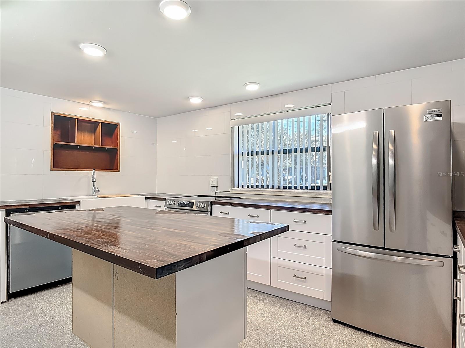 Image 10 of 46 For 265 Tanner Street