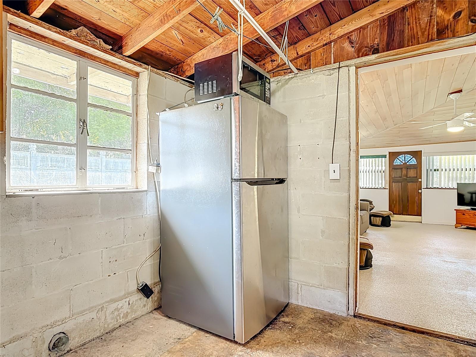 Image 34 of 46 For 265 Tanner Street