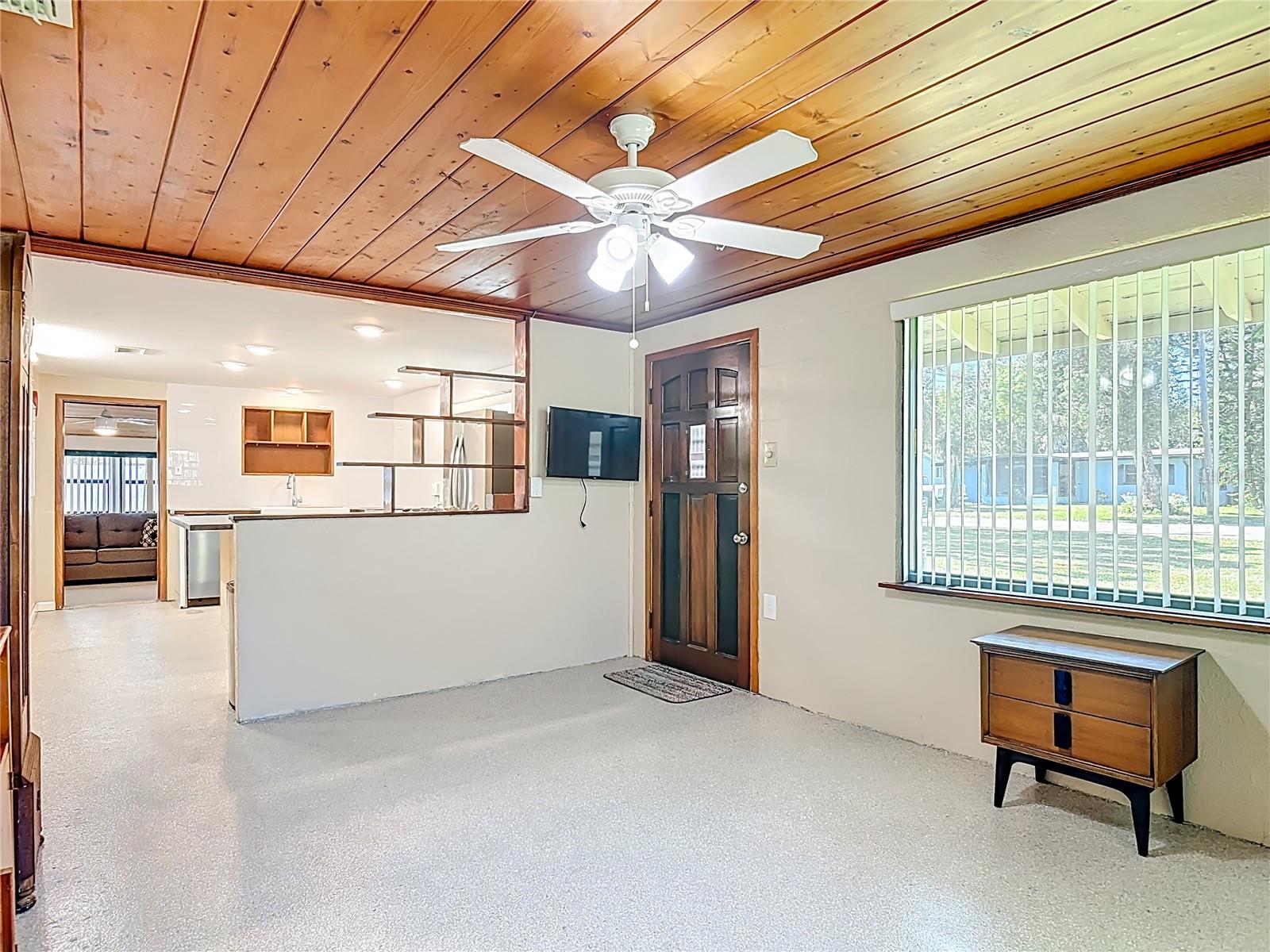 Image 9 of 46 For 265 Tanner Street