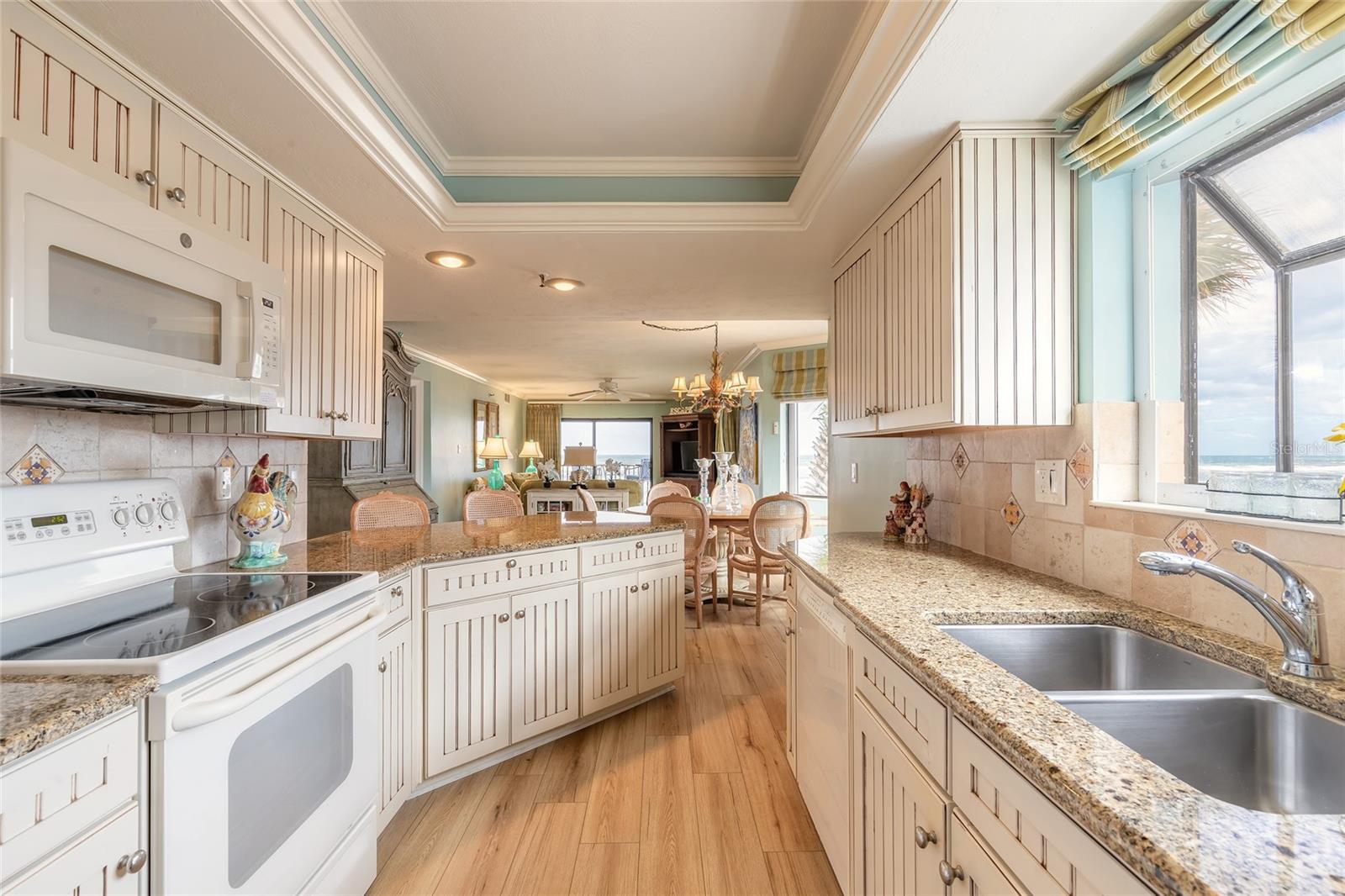 Image 12 of 44 For 3001 Atlantic Avenue 404