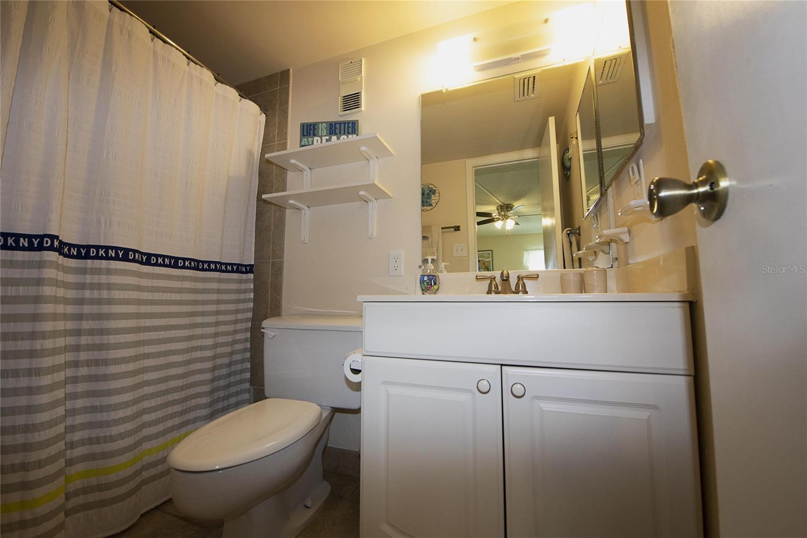 Image 2 of 10 For 1571 Atlantic Avenue 208