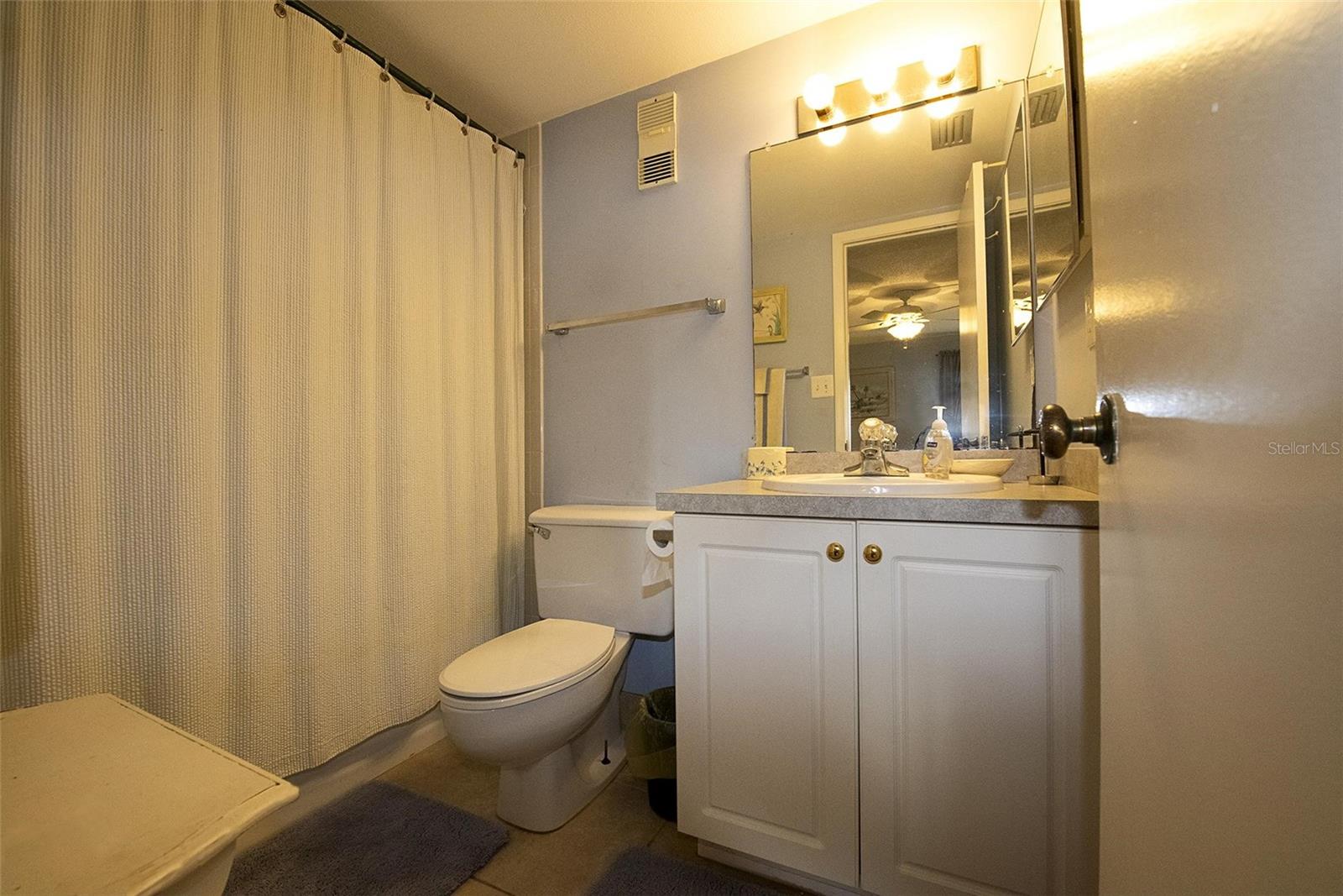 Image 4 of 7 For 1571 Atlantic Avenue 206