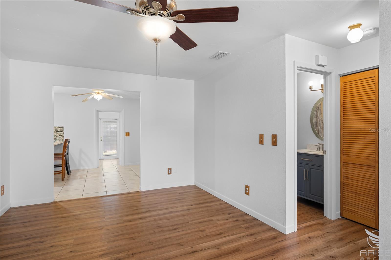 Image 10 of 37 For 638 Pine Street