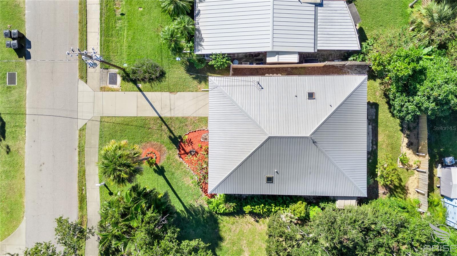 Image 29 of 37 For 638 Pine Street