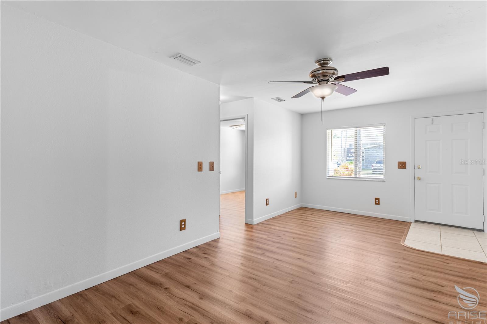 Image 5 of 37 For 638 Pine Street