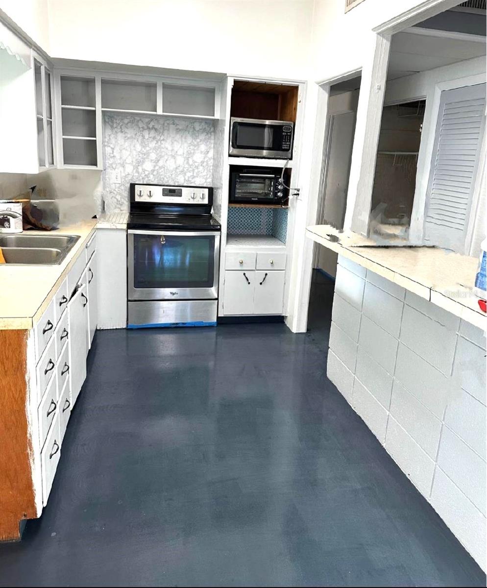 Image 4 of 20 For 1512 Monroe Drive