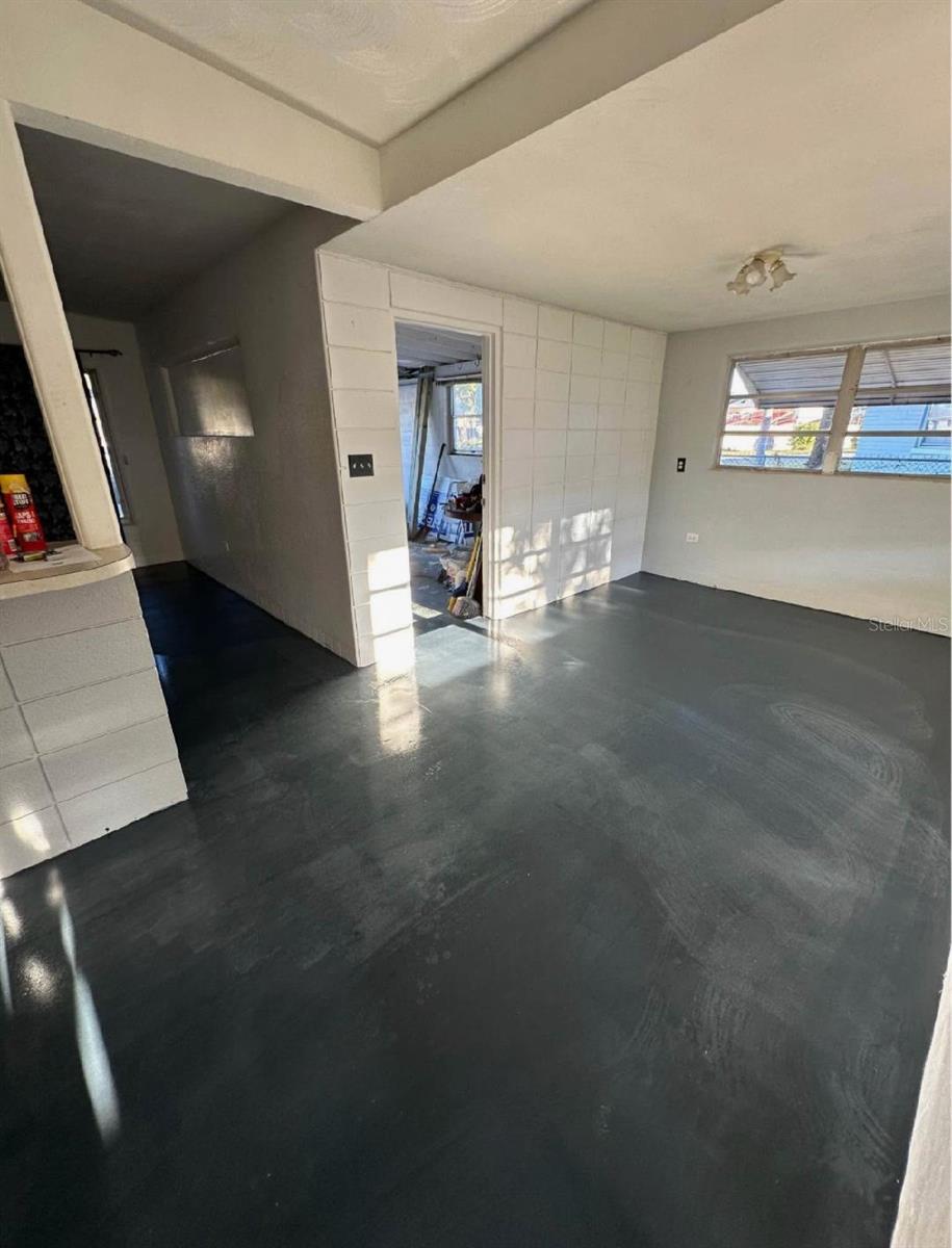 Image 6 of 20 For 1512 Monroe Drive