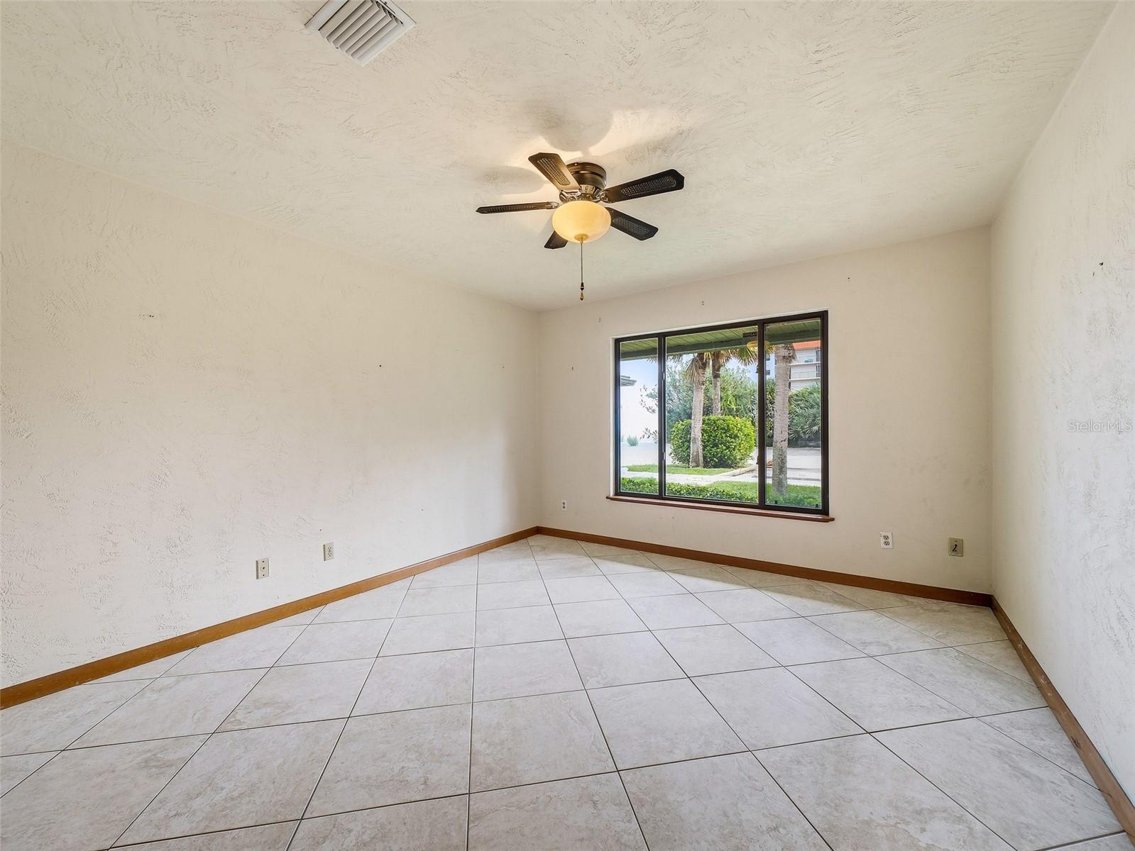 Image 14 of 47 For 4308 Atlantic Avenue 4308