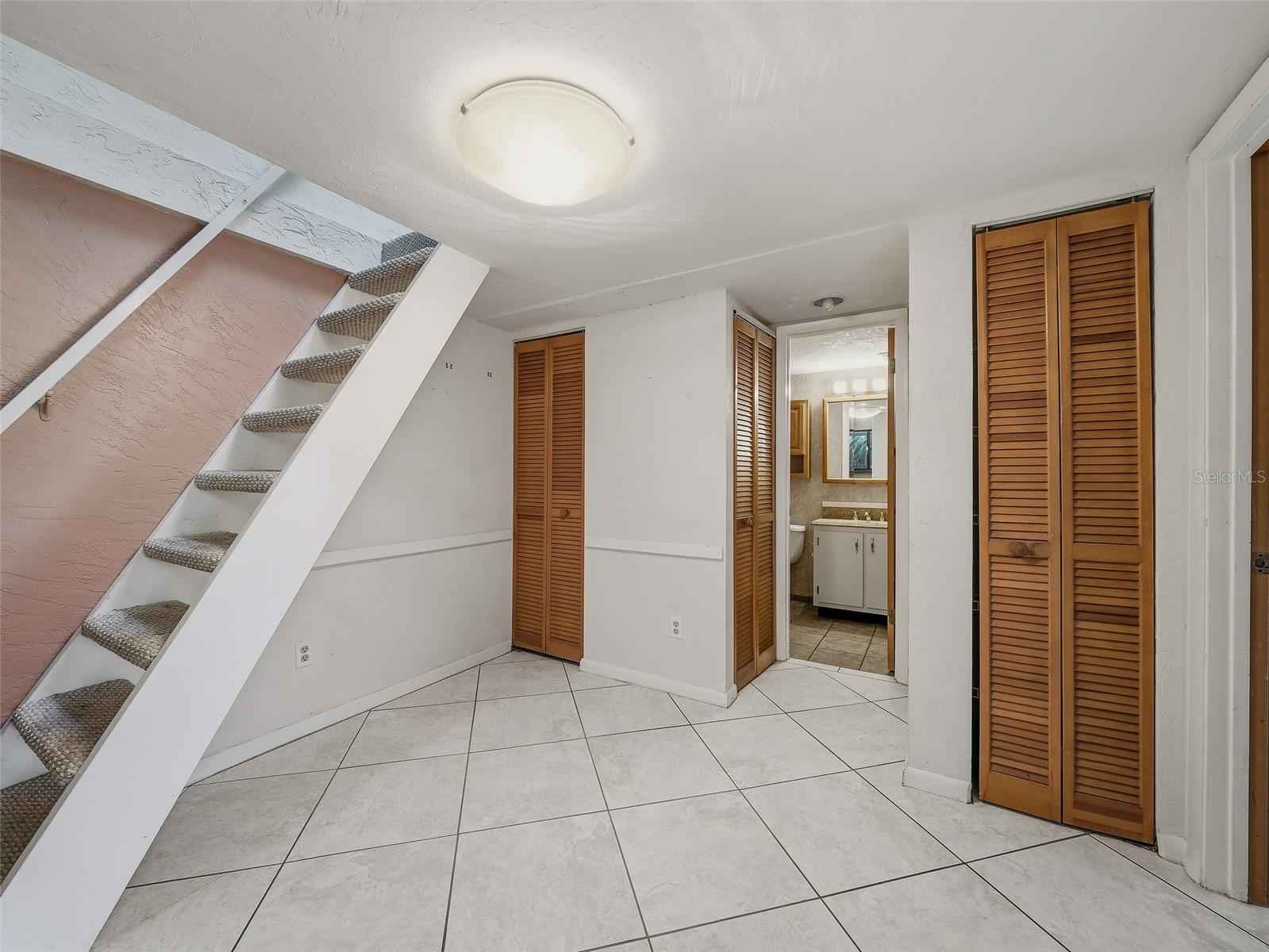 Image 15 of 47 For 4308 Atlantic Avenue 4308