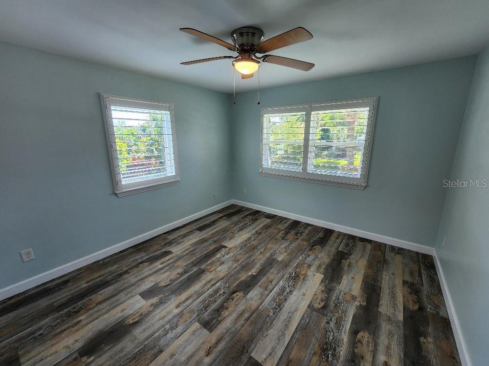 Image 10 of 37 For 110 Surf Street