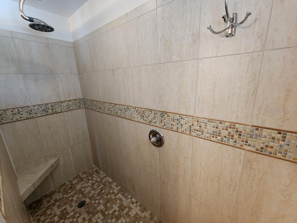 Image 22 of 37 For 110 Surf Street