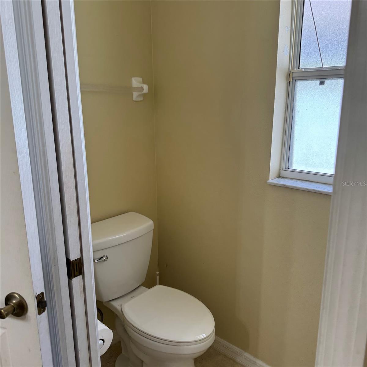 Image 15 of 19 For 653 Coral Trace Boulevard