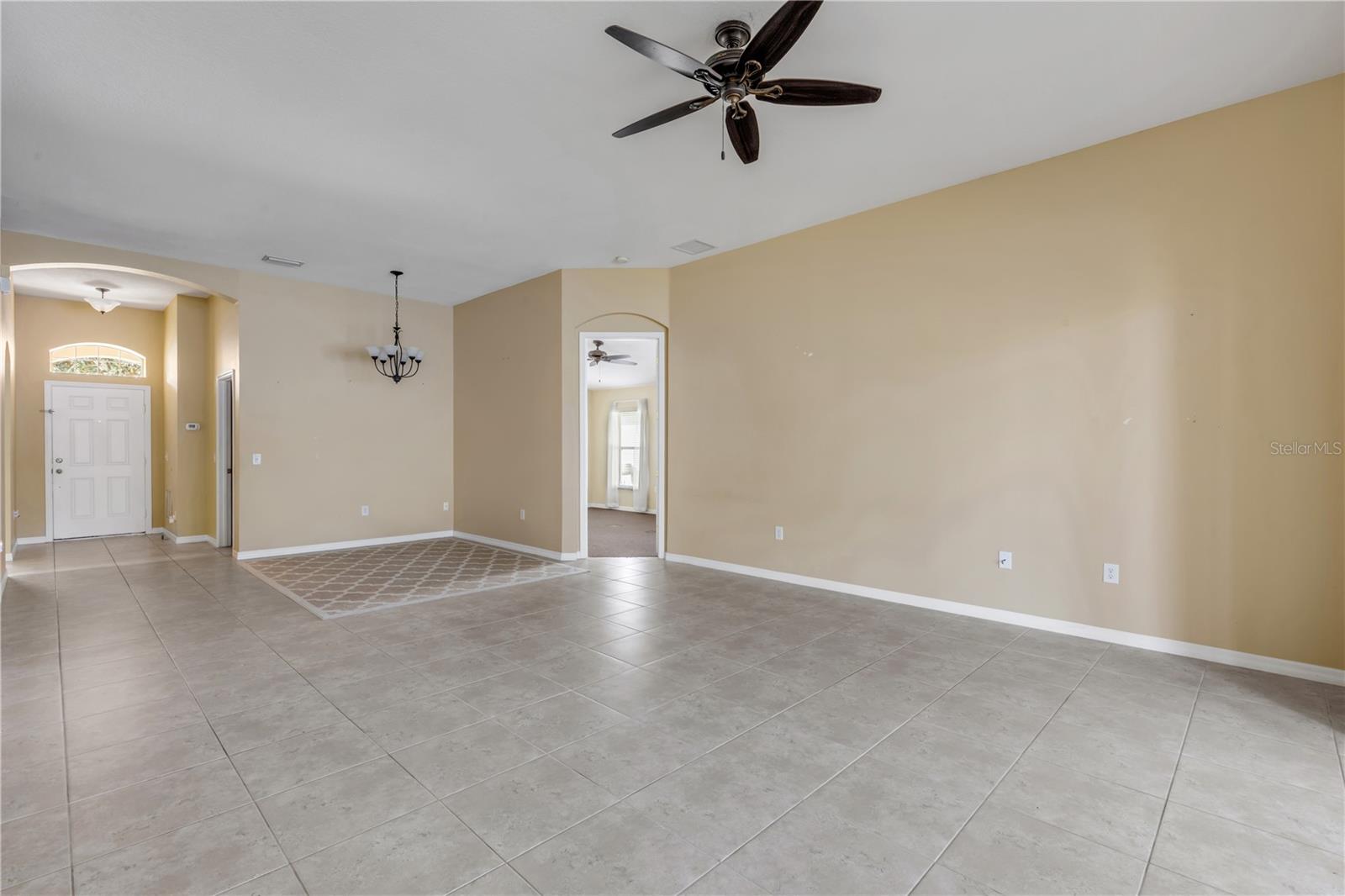 Image 41 of 52 For 653 Coral Trace Boulevard