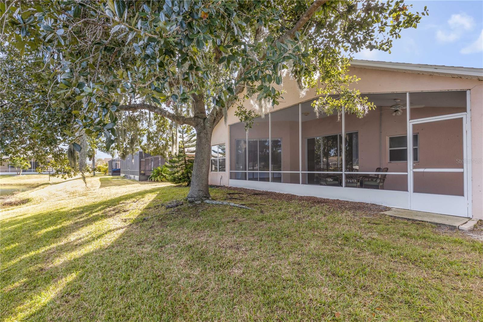 Image 46 of 52 For 653 Coral Trace Boulevard