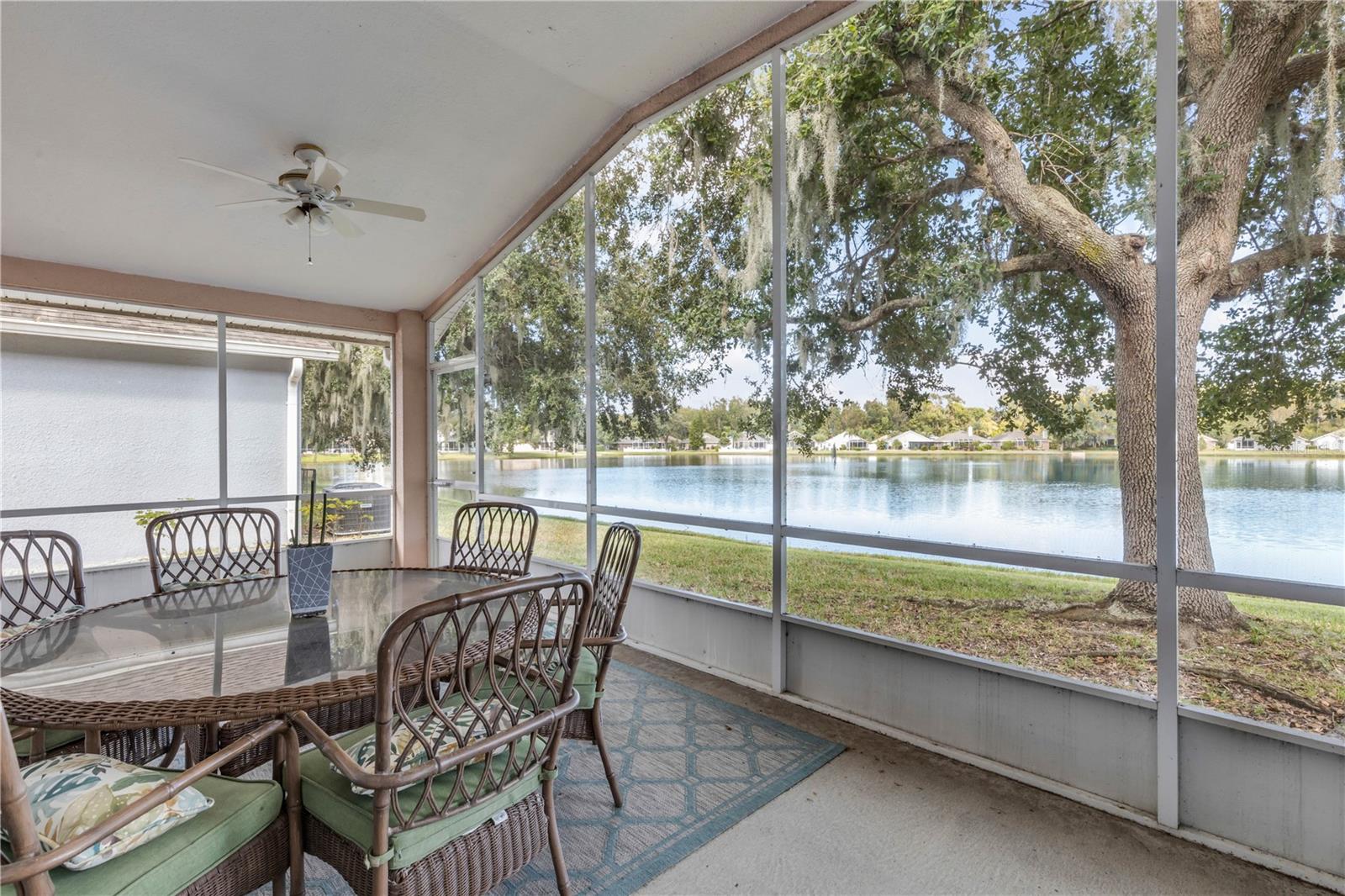 Image 47 of 52 For 653 Coral Trace Boulevard