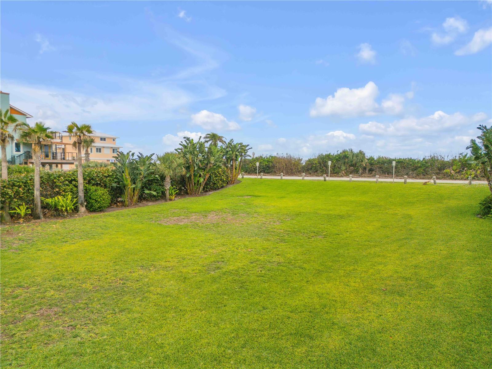 Image 6 of 18 For 6102 Atlantic Avenue