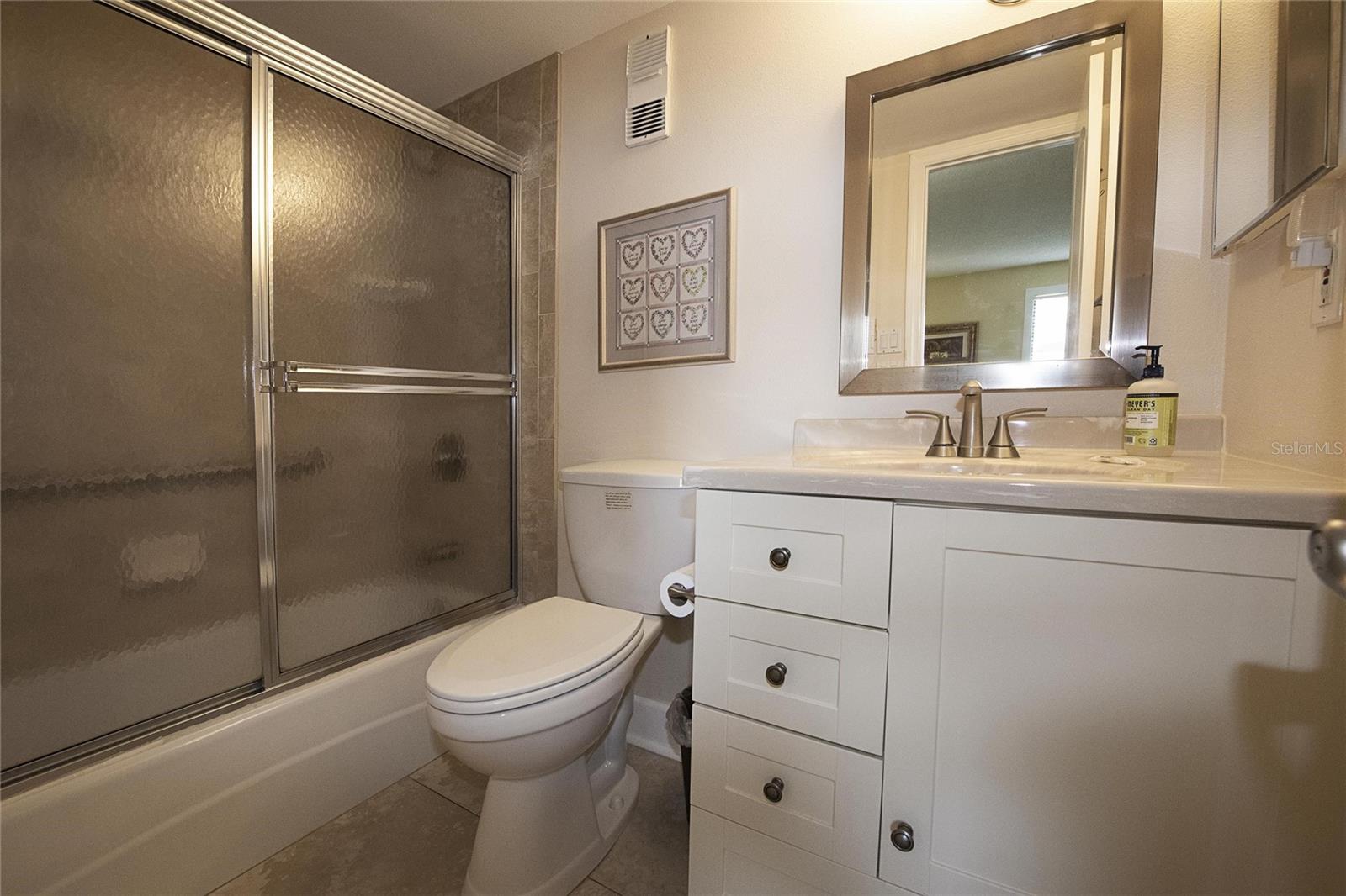 Image 5 of 8 For 1571 Atlantic Avenue 306