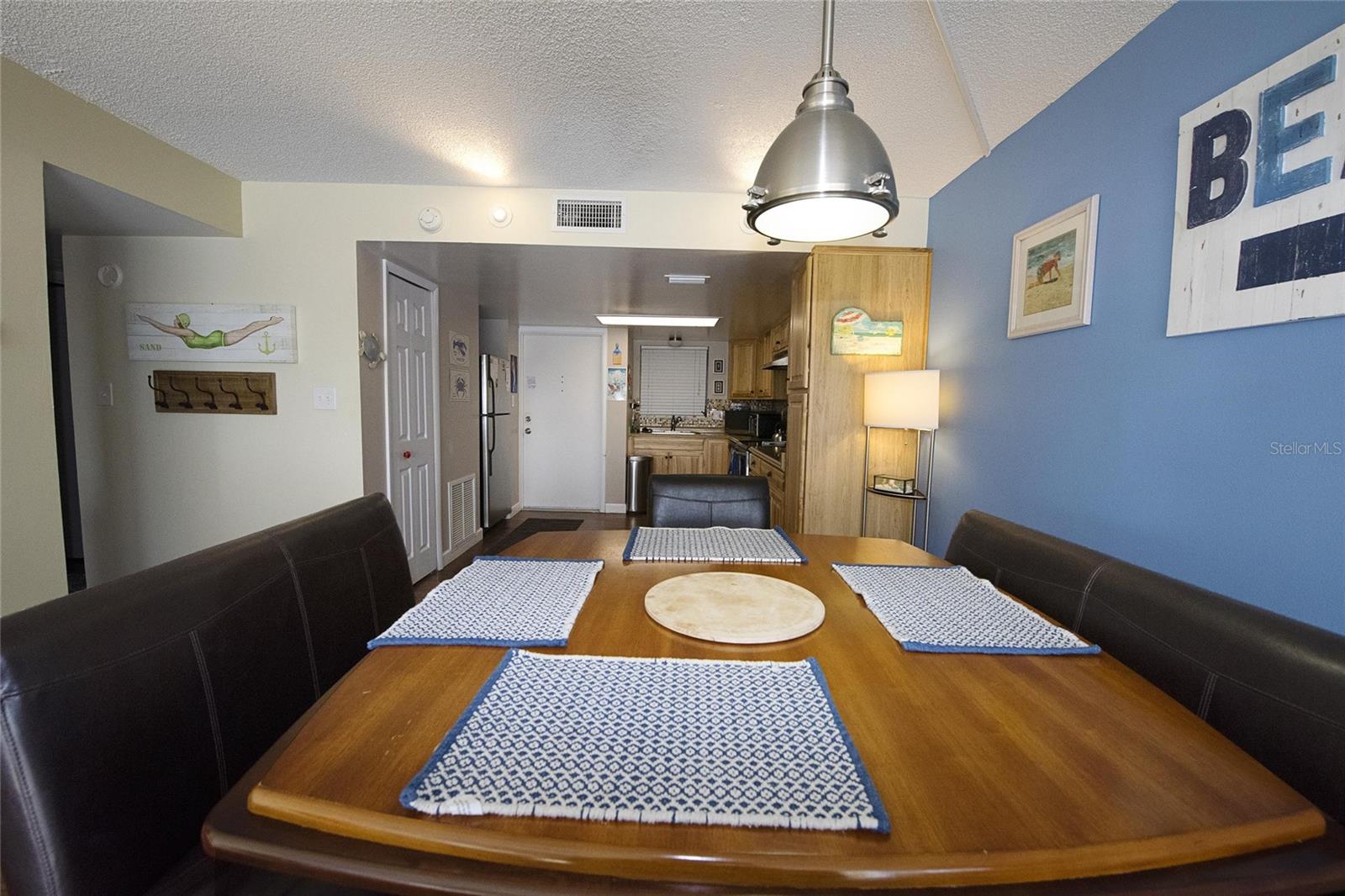 Image 7 of 9 For 1571 Atlantic Avenue 307