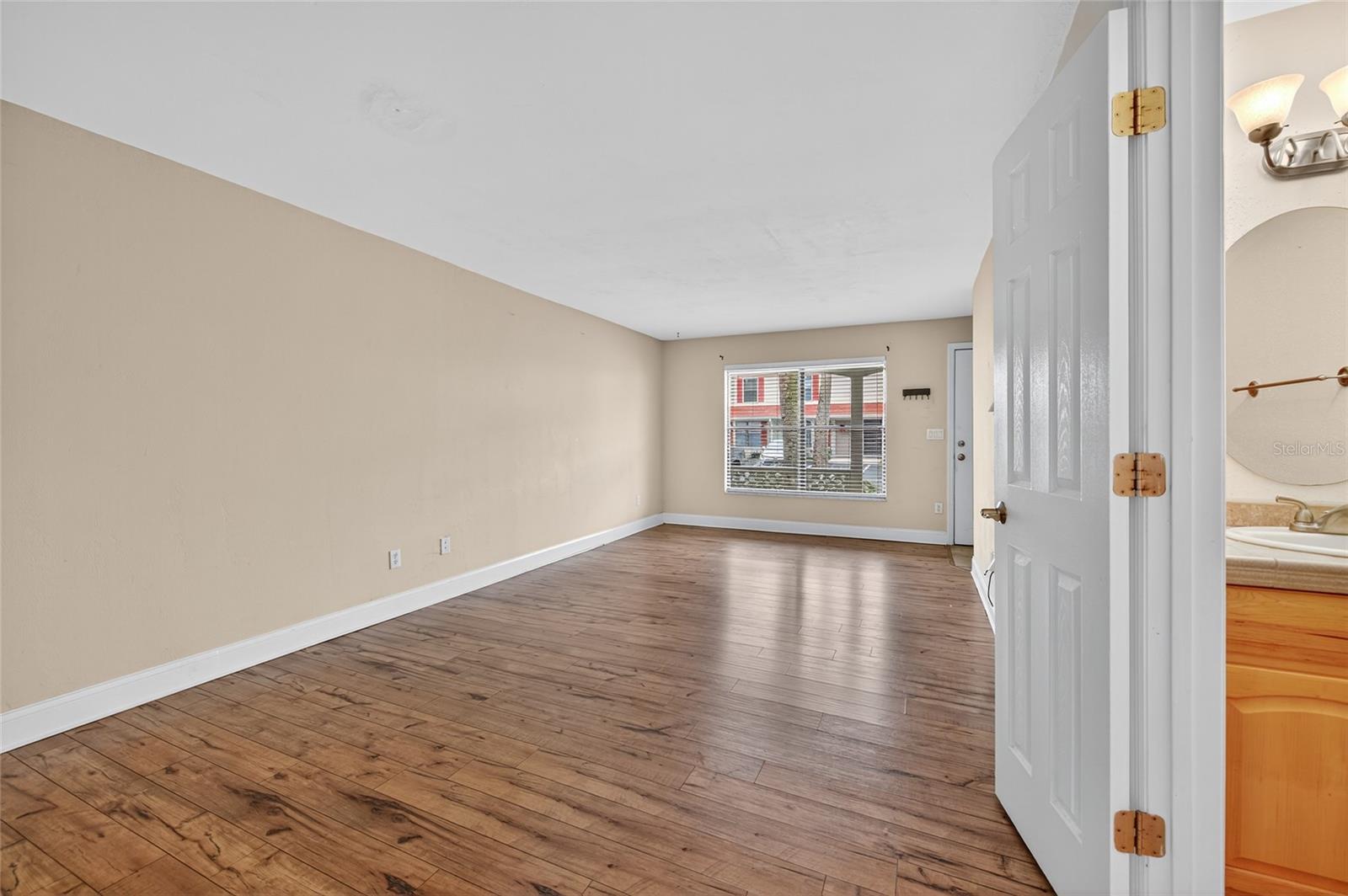 Image 6 of 25 For 980 Canal View Boulevard  J-4