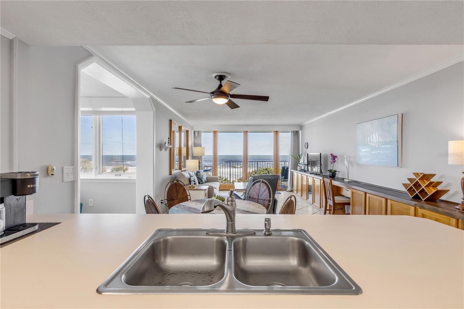 Image 14 of 61 For 5201 Atlantic Avenue 301a