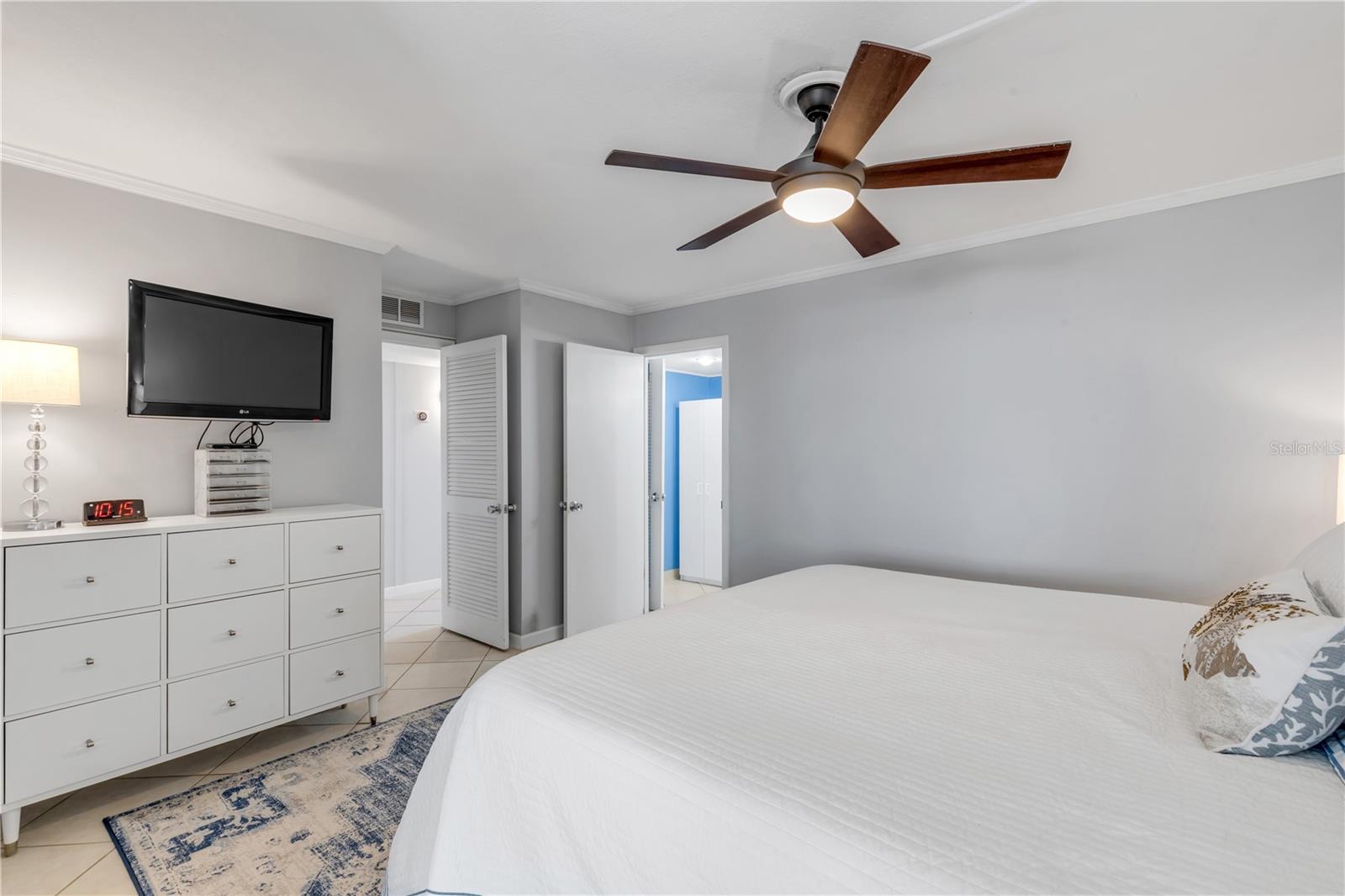 Image 28 of 61 For 5201 Atlantic Avenue 301a