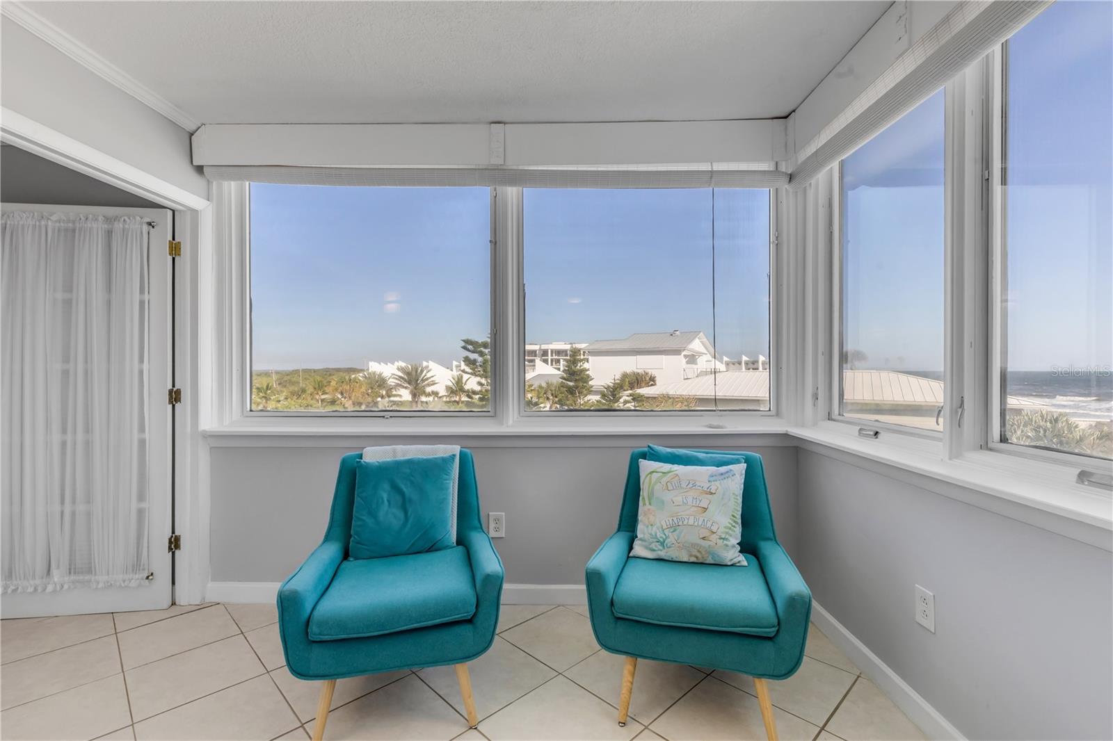 Image 32 of 61 For 5201 Atlantic Avenue 301a