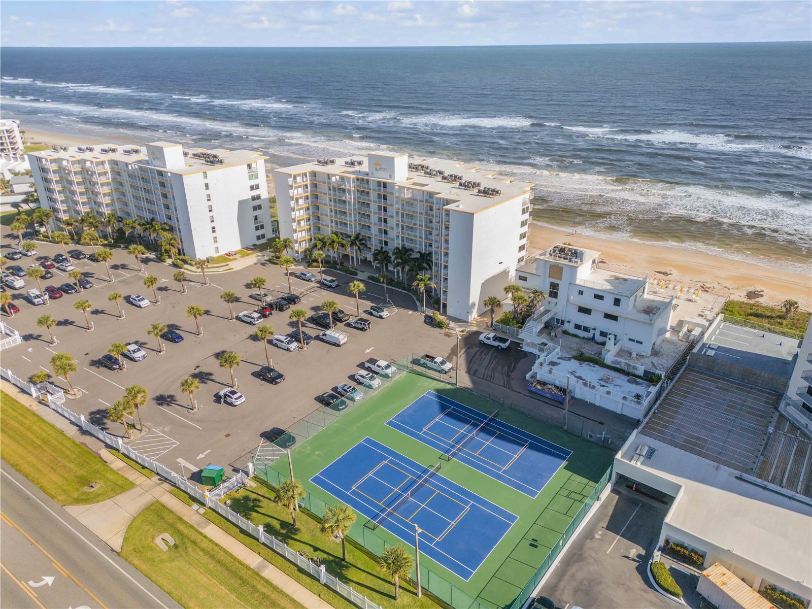 Image 47 of 61 For 5201 Atlantic Avenue 301a