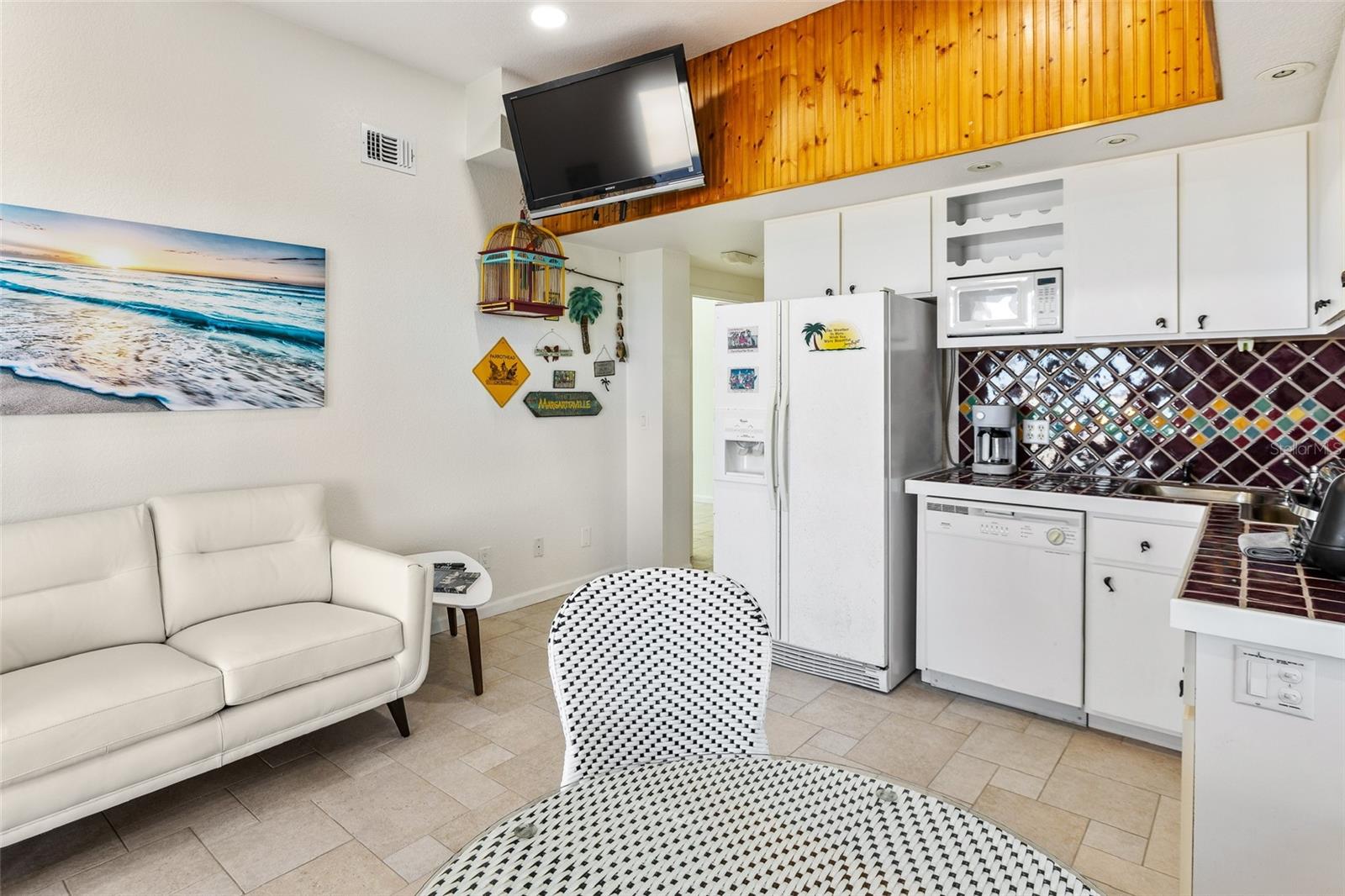 Image 30 of 61 For 6618 Atlantic Avenue