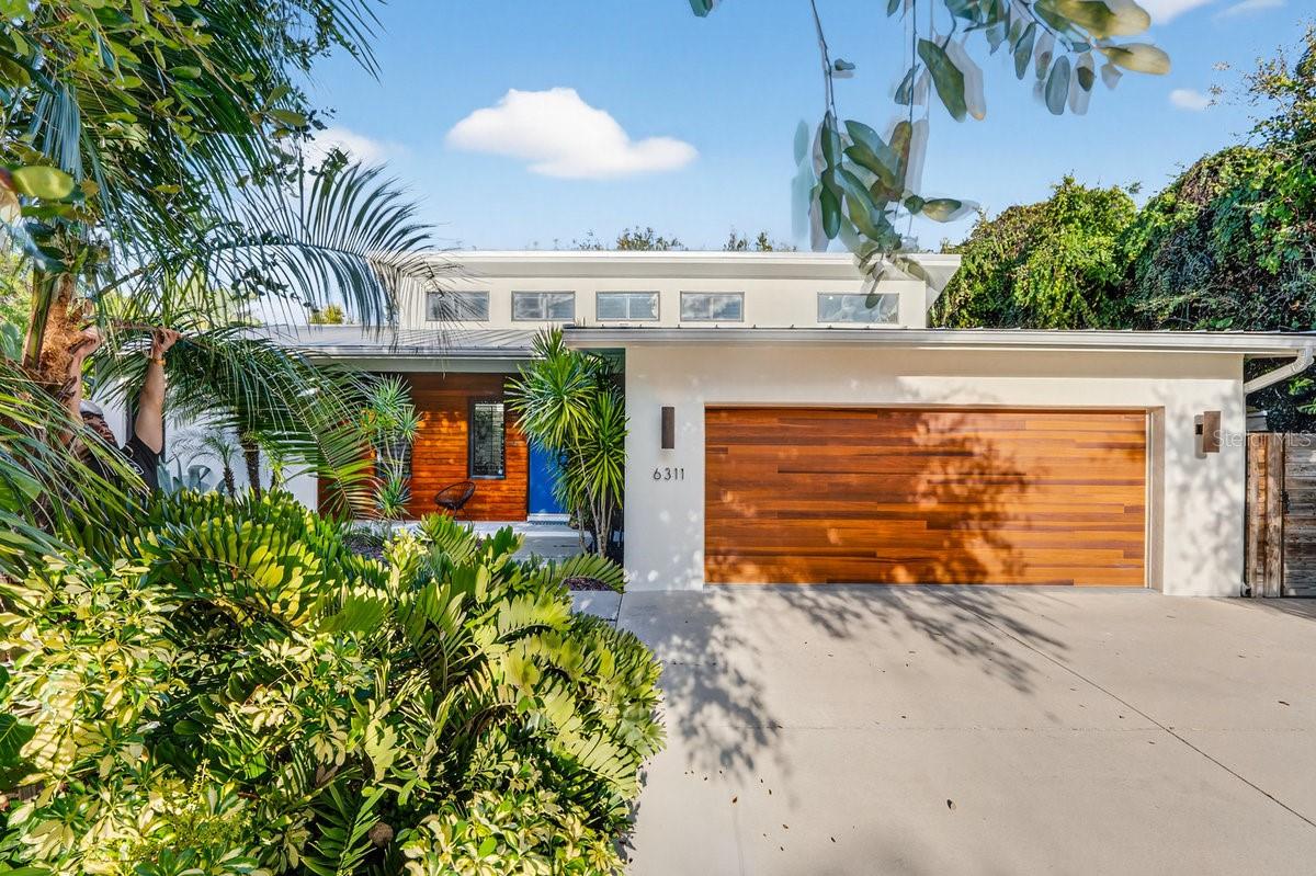 Image 27 of 79 For 6311 River Road