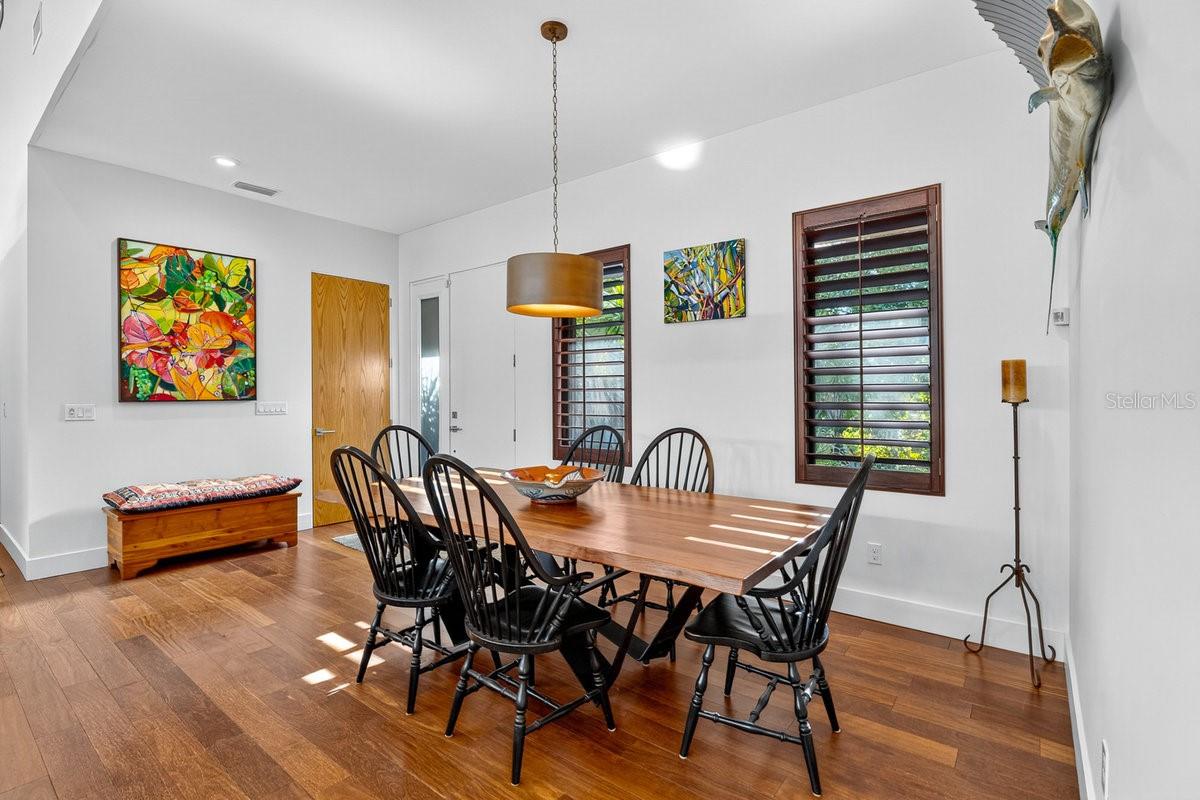 Image 44 of 79 For 6311 River Road