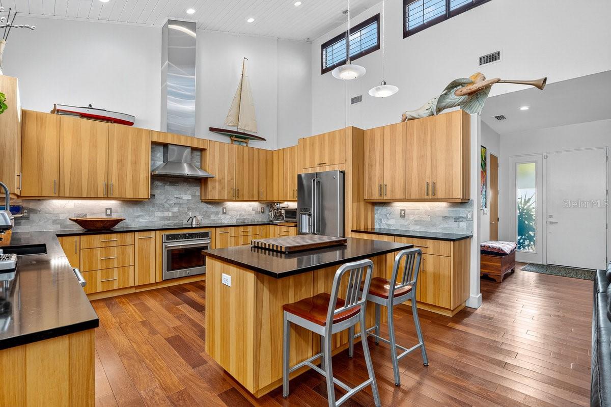 Image 50 of 79 For 6311 River Road