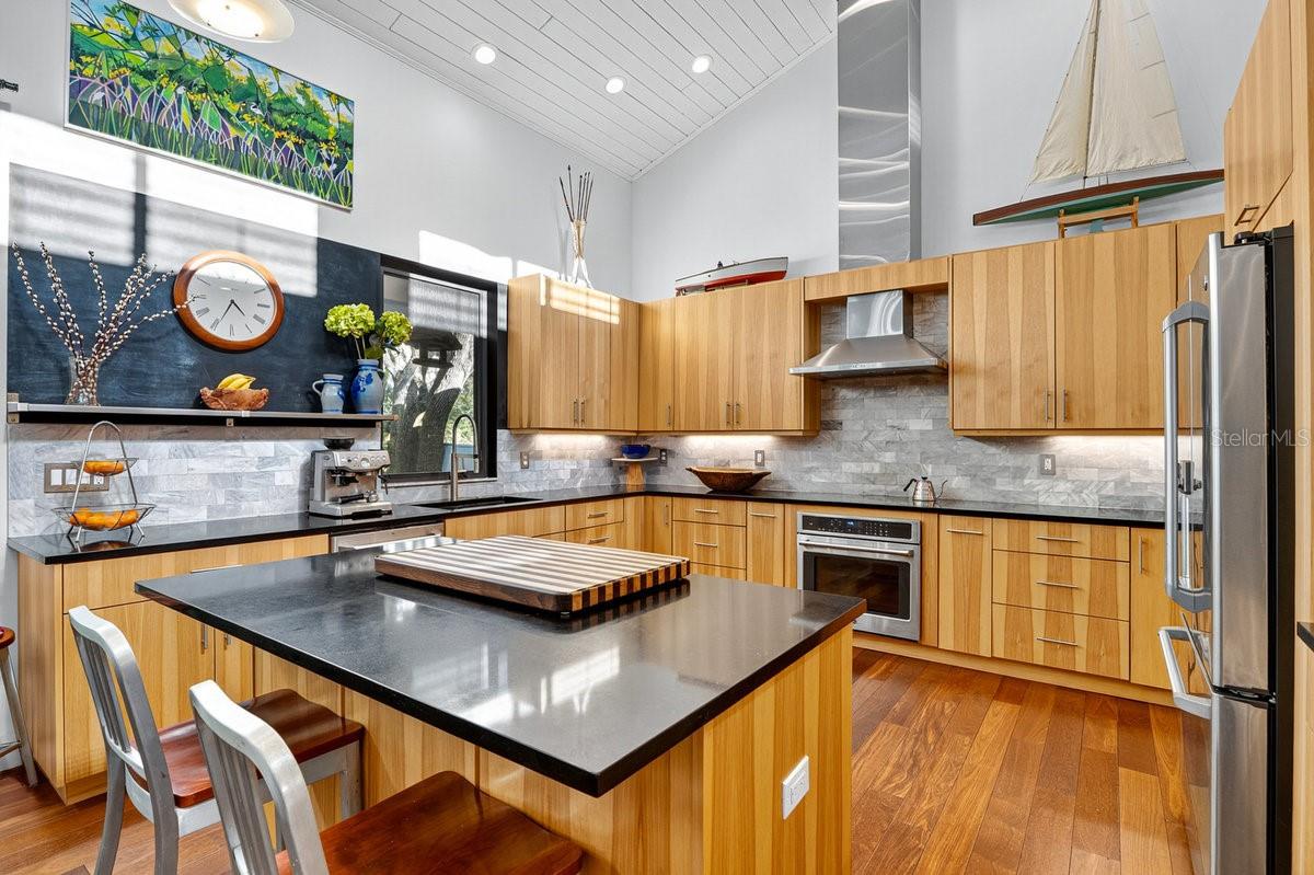 Image 51 of 79 For 6311 River Road