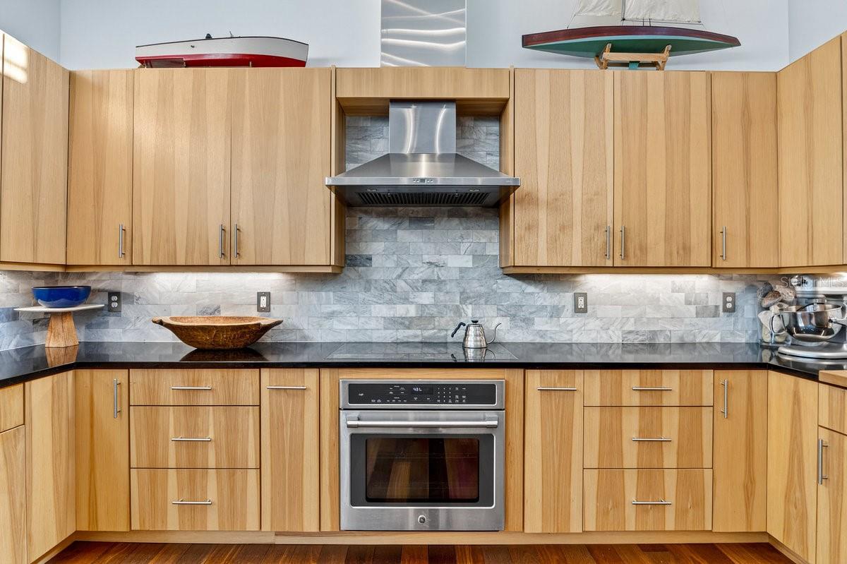 Image 52 of 79 For 6311 River Road