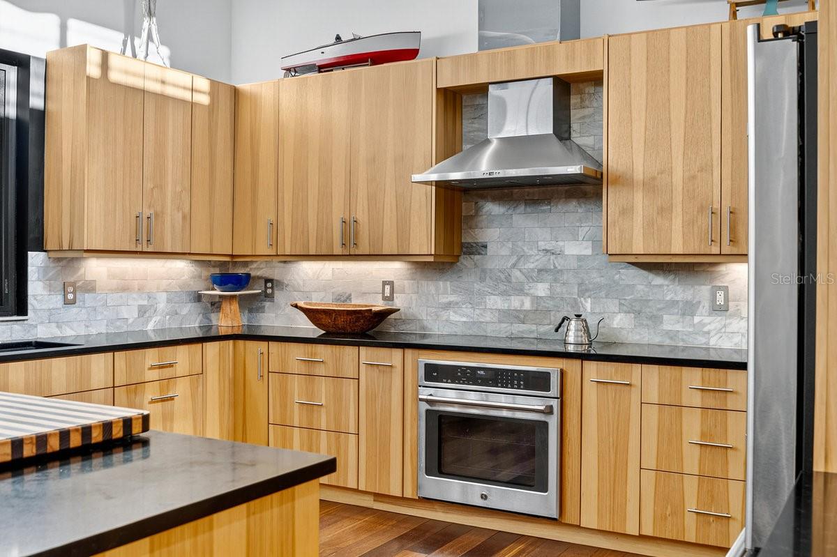 Image 56 of 79 For 6311 River Road