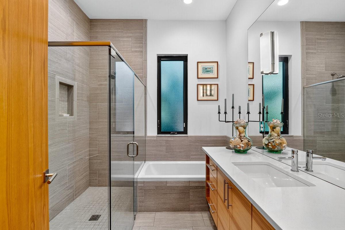 Image 70 of 79 For 6311 River Road