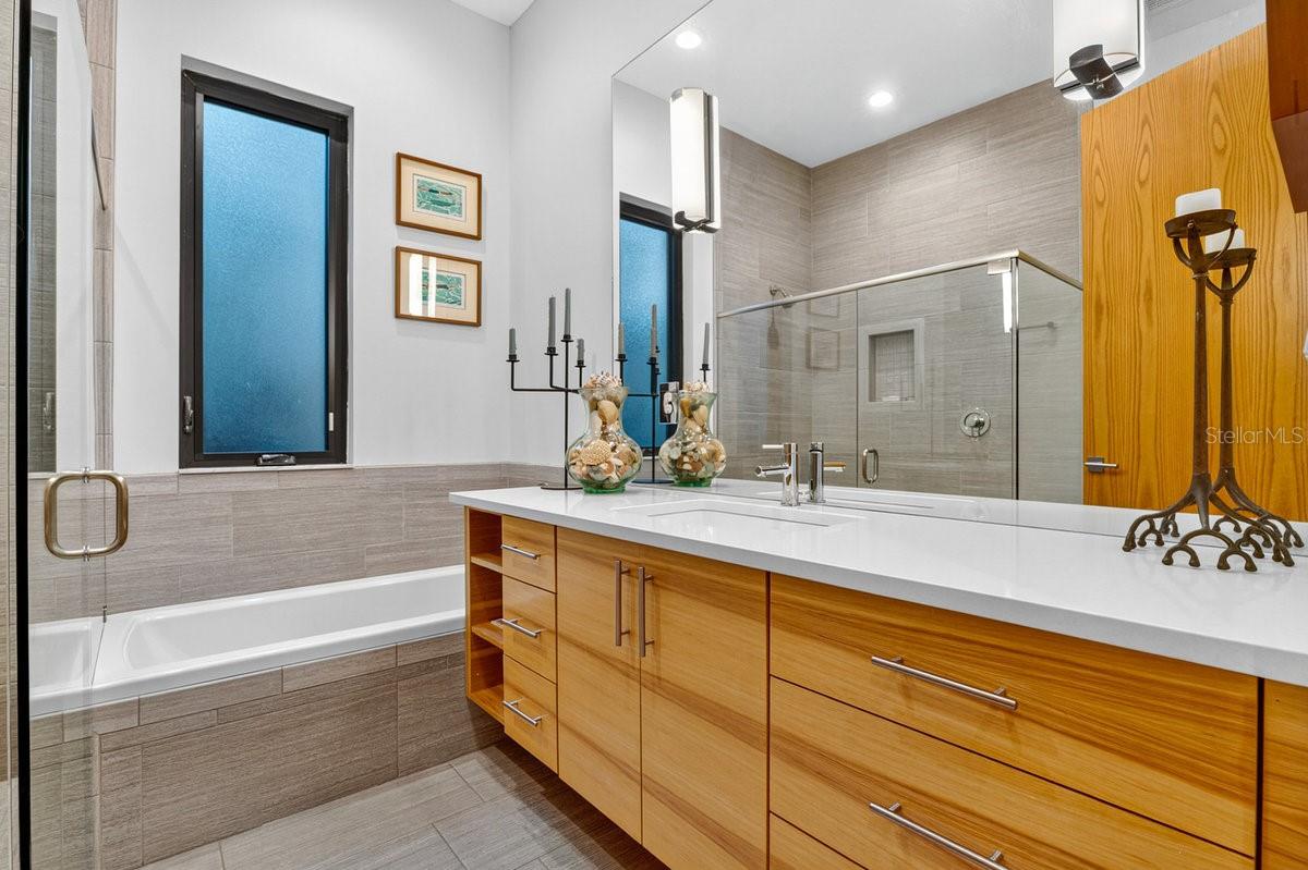 Image 72 of 79 For 6311 River Road